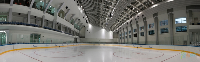 Ледовая арена центра.jpg